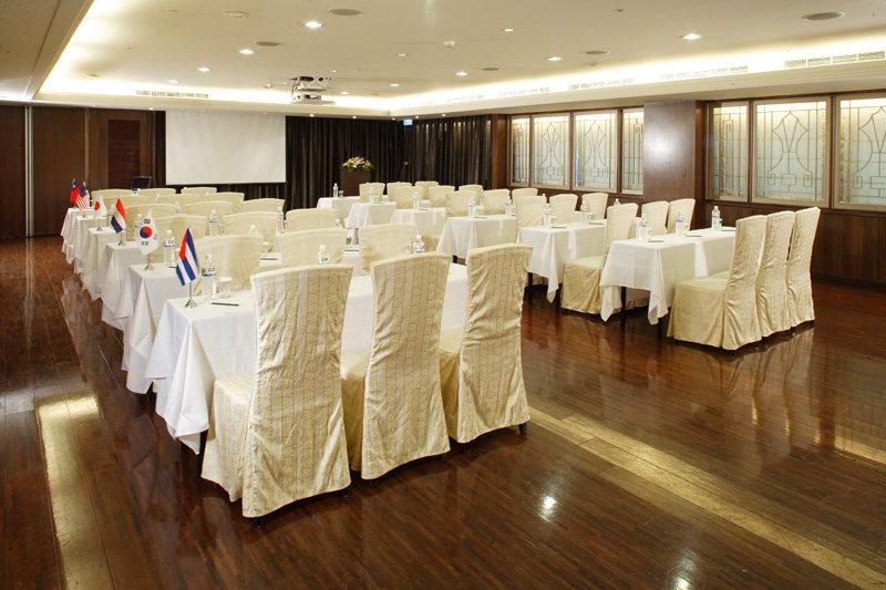 Santos Hotel تايبيه المظهر الخارجي الصورة